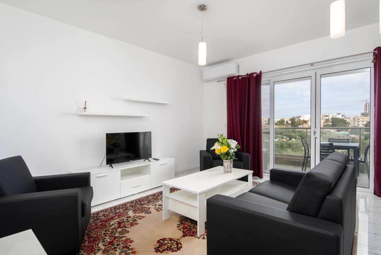 Sea View Apartment 2 Bedrooms 2 Bathrooms, 2 Minutes Away From The Sea Saint Julian's ภายนอก รูปภาพ